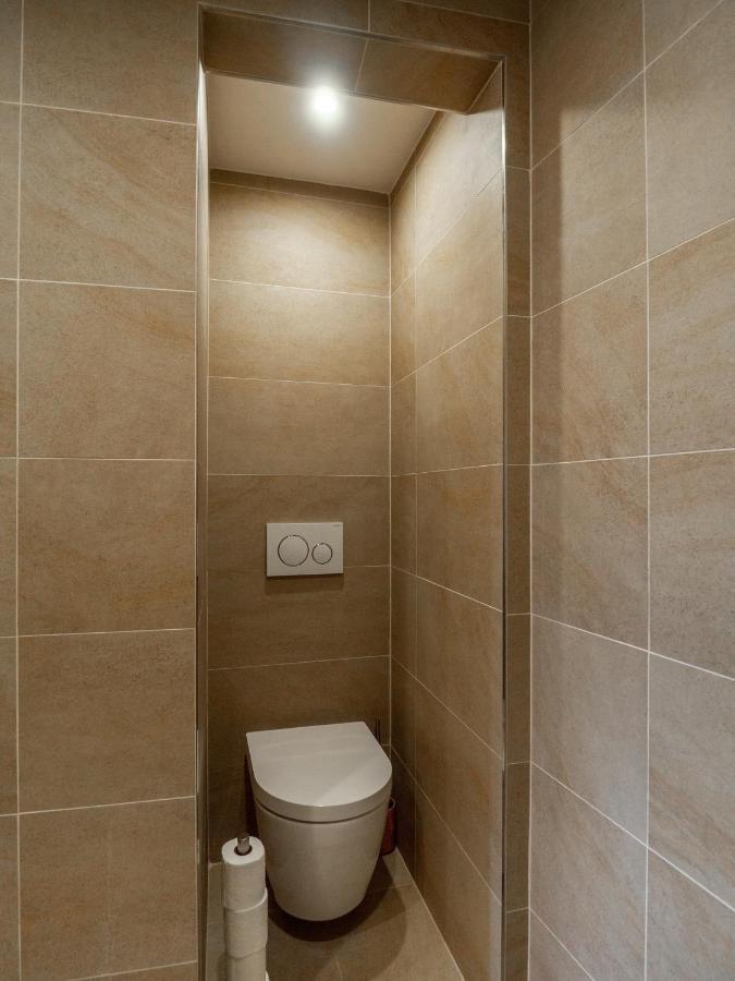 Charmant Appartement Spacieux Pour 6P Vue Mer Vieil アンティーブ エクステリア 写真